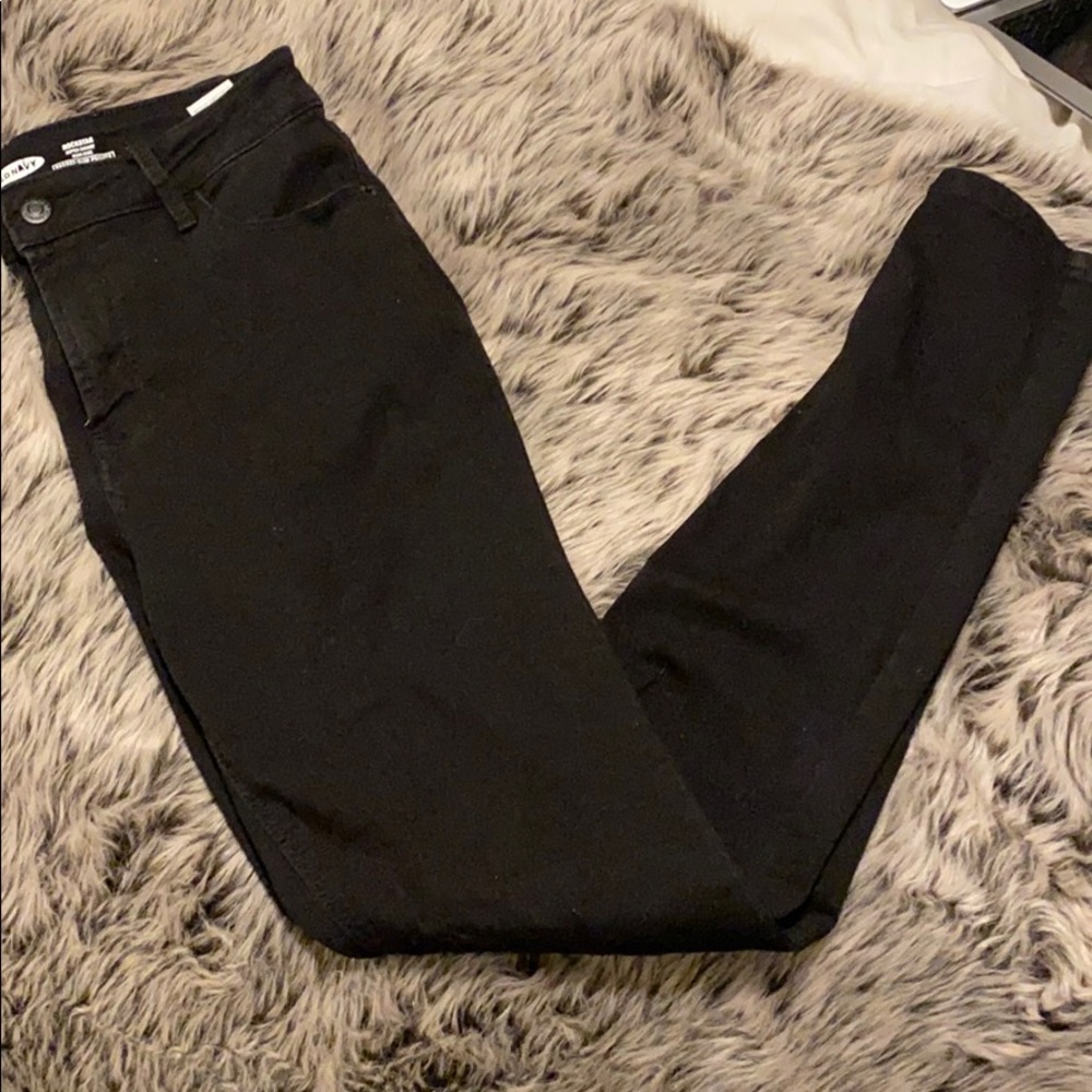 OLD NAVY BLACK JEANS 8